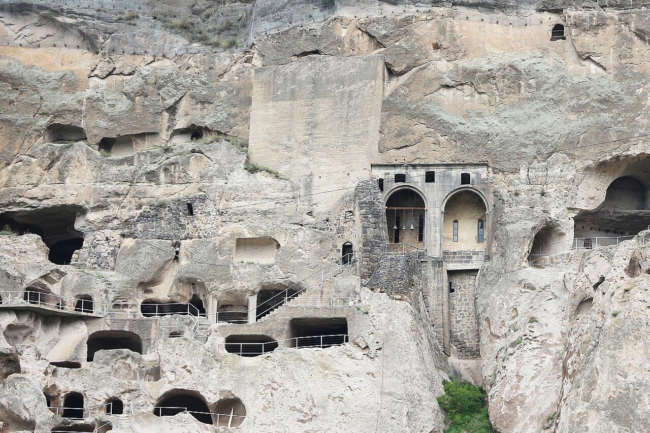Vardzia Cave City
